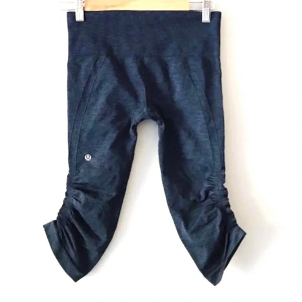Lululemon Awakening Crop Leggings
